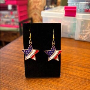 New bling Star-Shaped gold tone stars and striped w rhinestones Earrings
